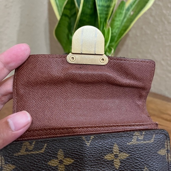 Louis Vuitton Monogram Wallet - Picture 8 of 15